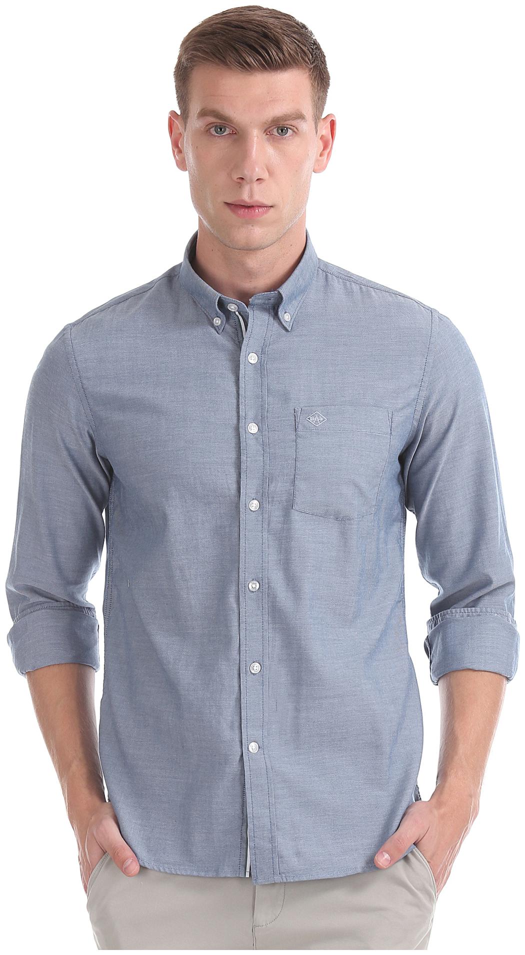 

Arrow Men Blue Solid Slim Fit Casual Shirt