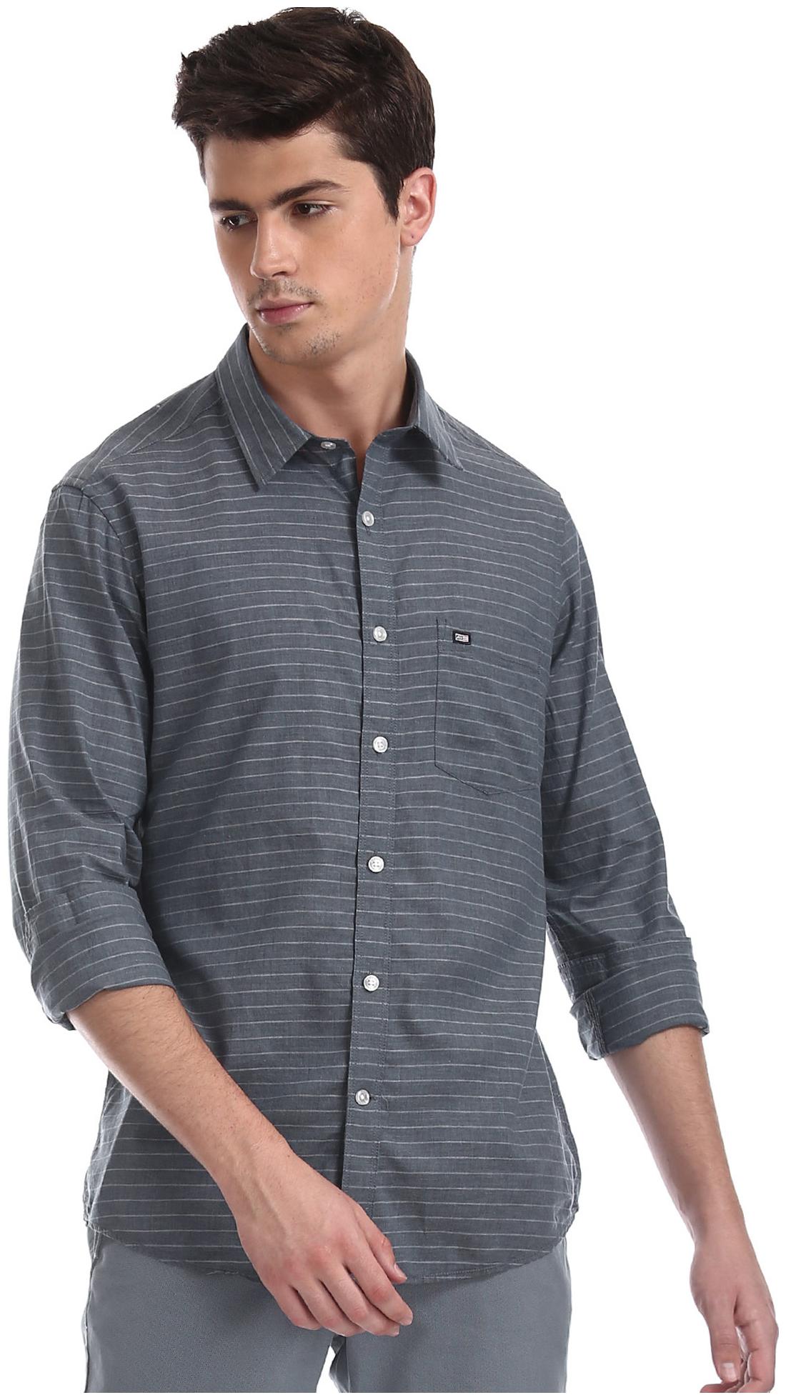 

Arrow Men Blue Vertical Stripes Slim Fit Casual Shirt