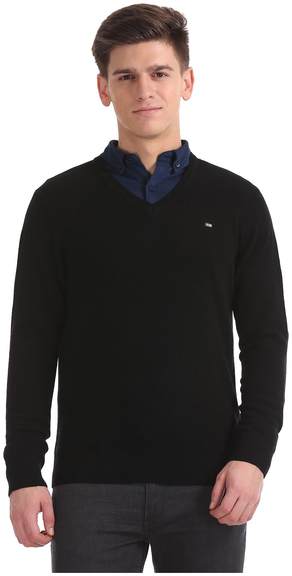 

Arrow Men Black V neck Pullover
