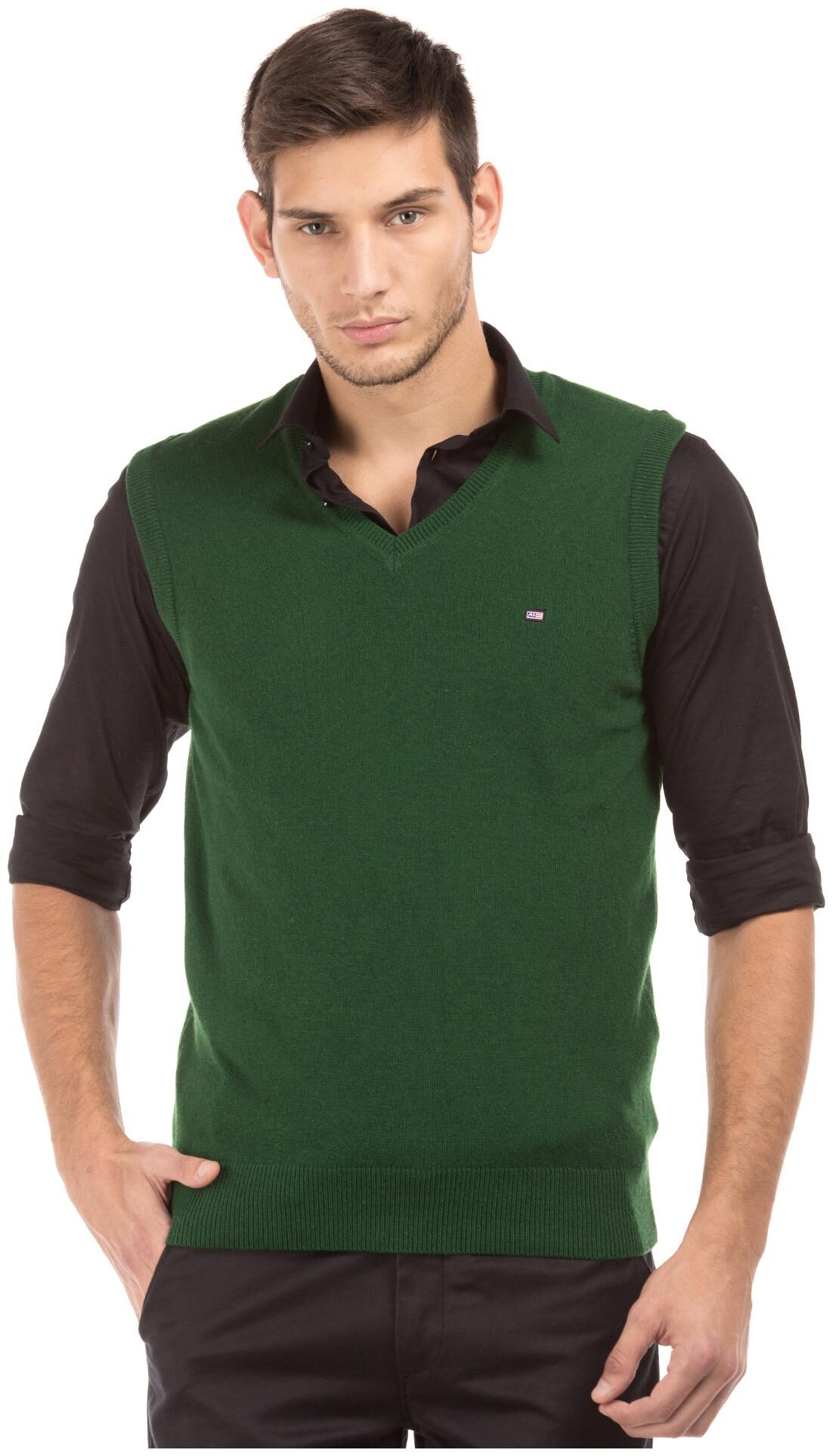 

Arrow Men Green V neck Pullover