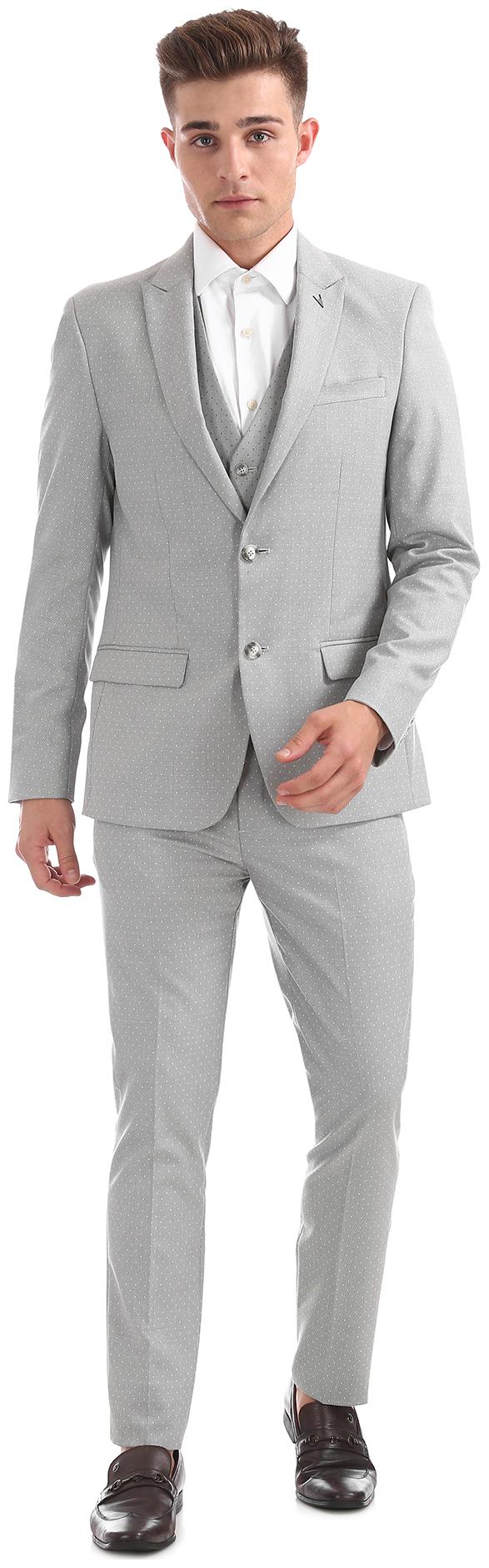 

Arrow Newyork Single Breasted Three Piece Suit