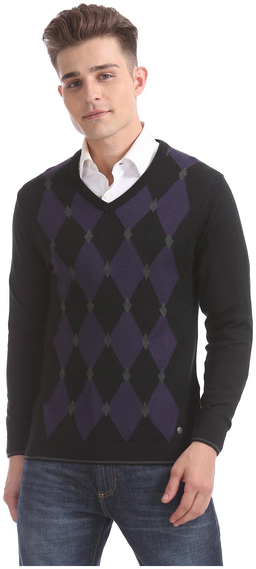 

Arrow Men Black V neck Pullover