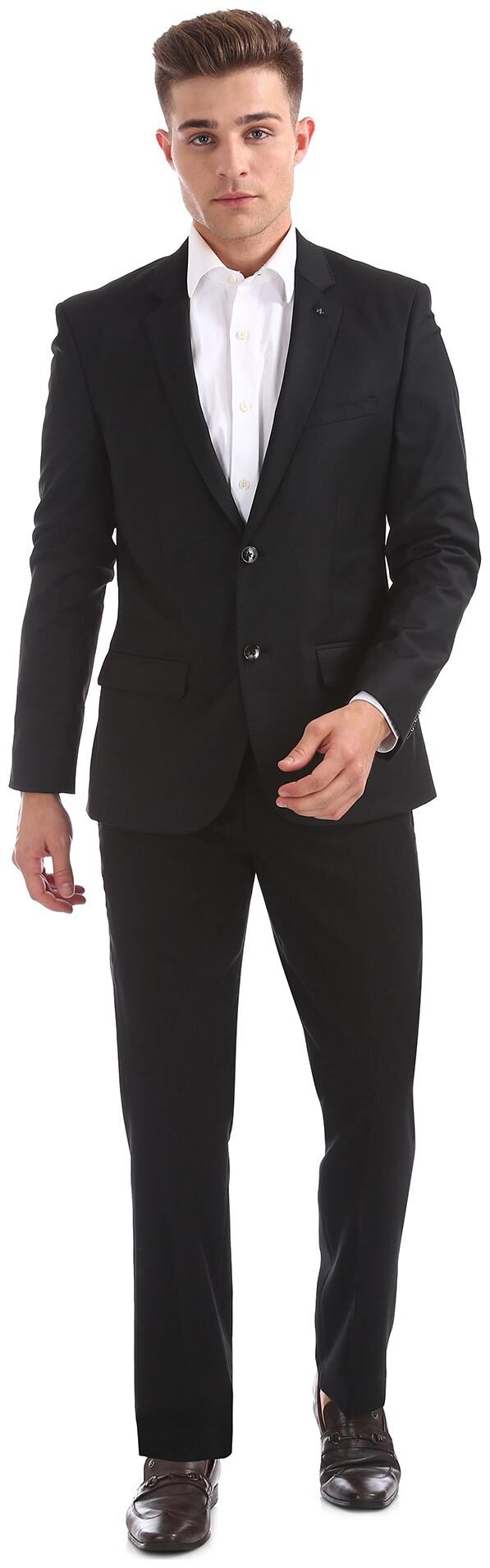 

Arrow Newyork Slim Fit Single Breasted Suit