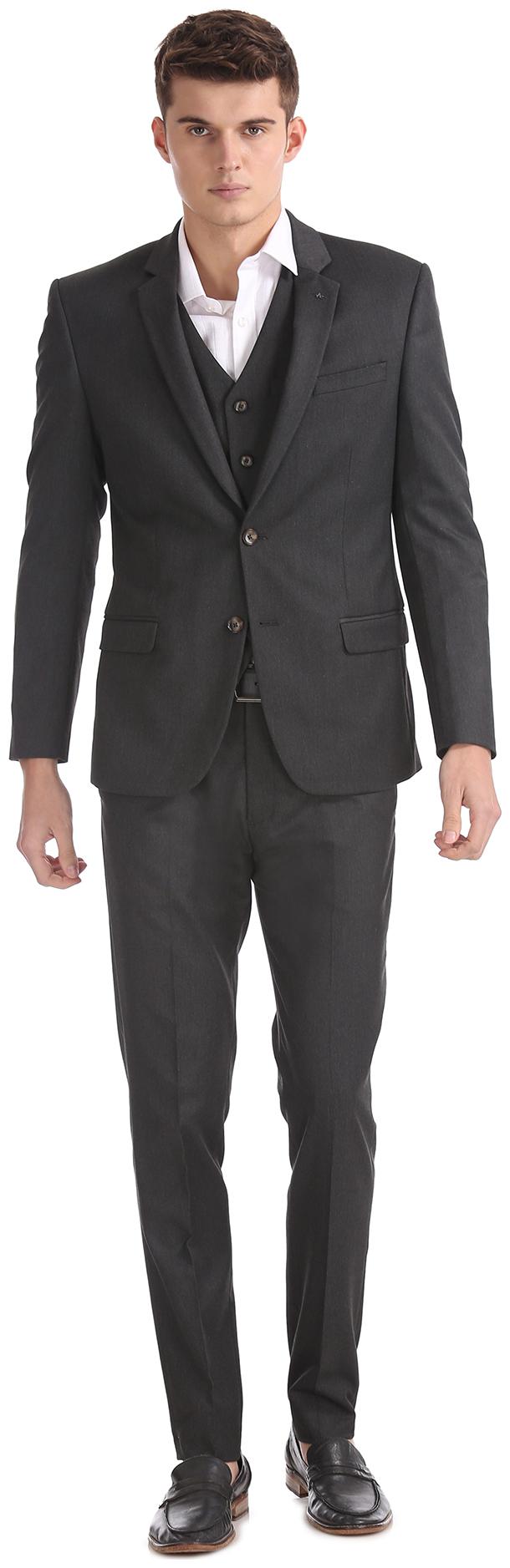 

Arrow Newyork Slim Fit Three Piece Suit