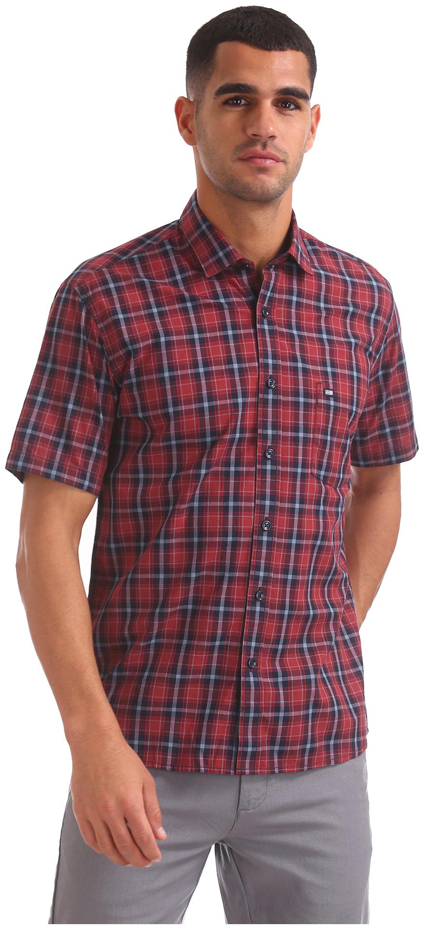 

Arrow Men Red Checked Regular Fit Casual Shirt