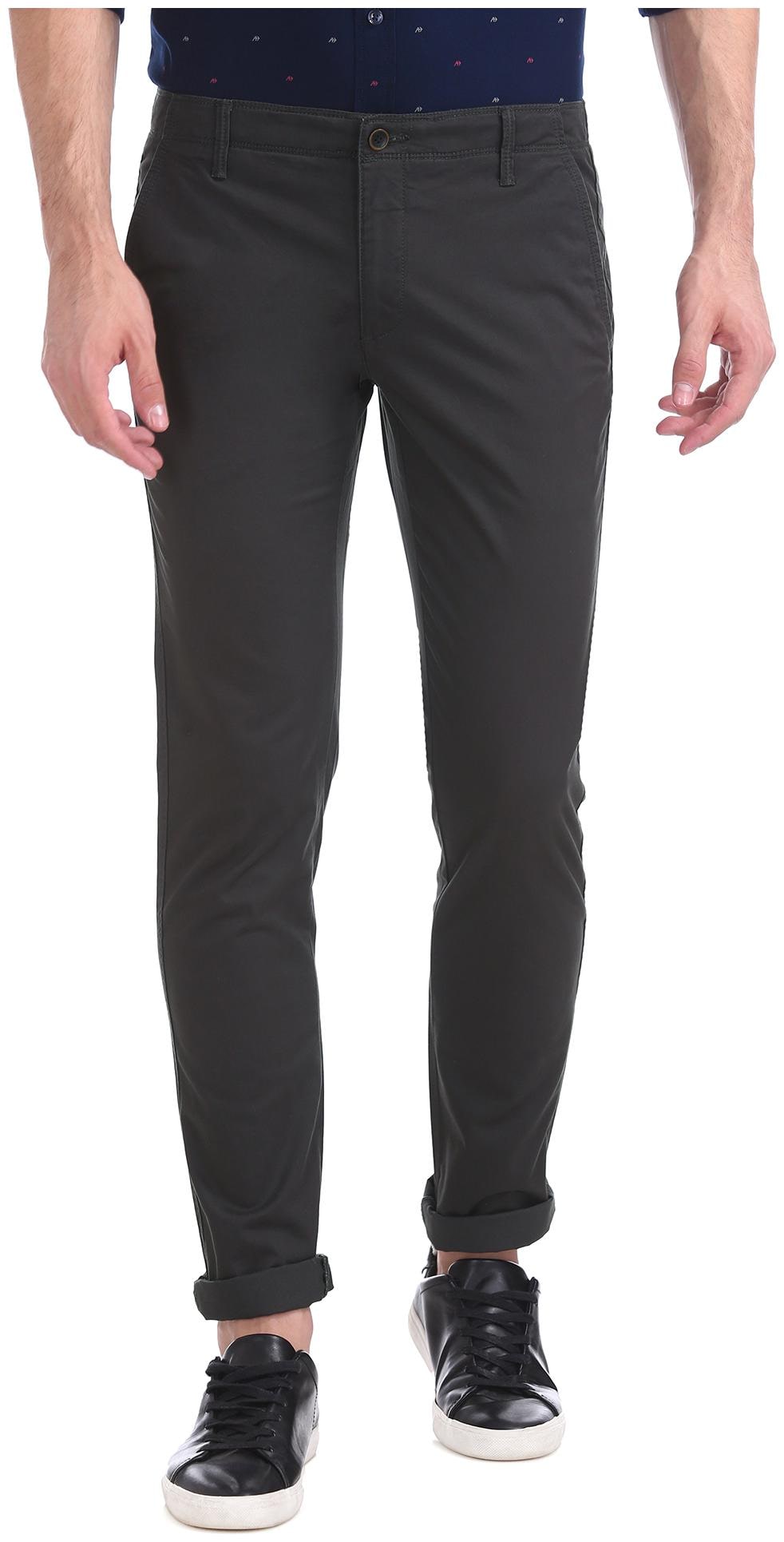 

Arrow Men Grey Solid Slim fit Regular trousers