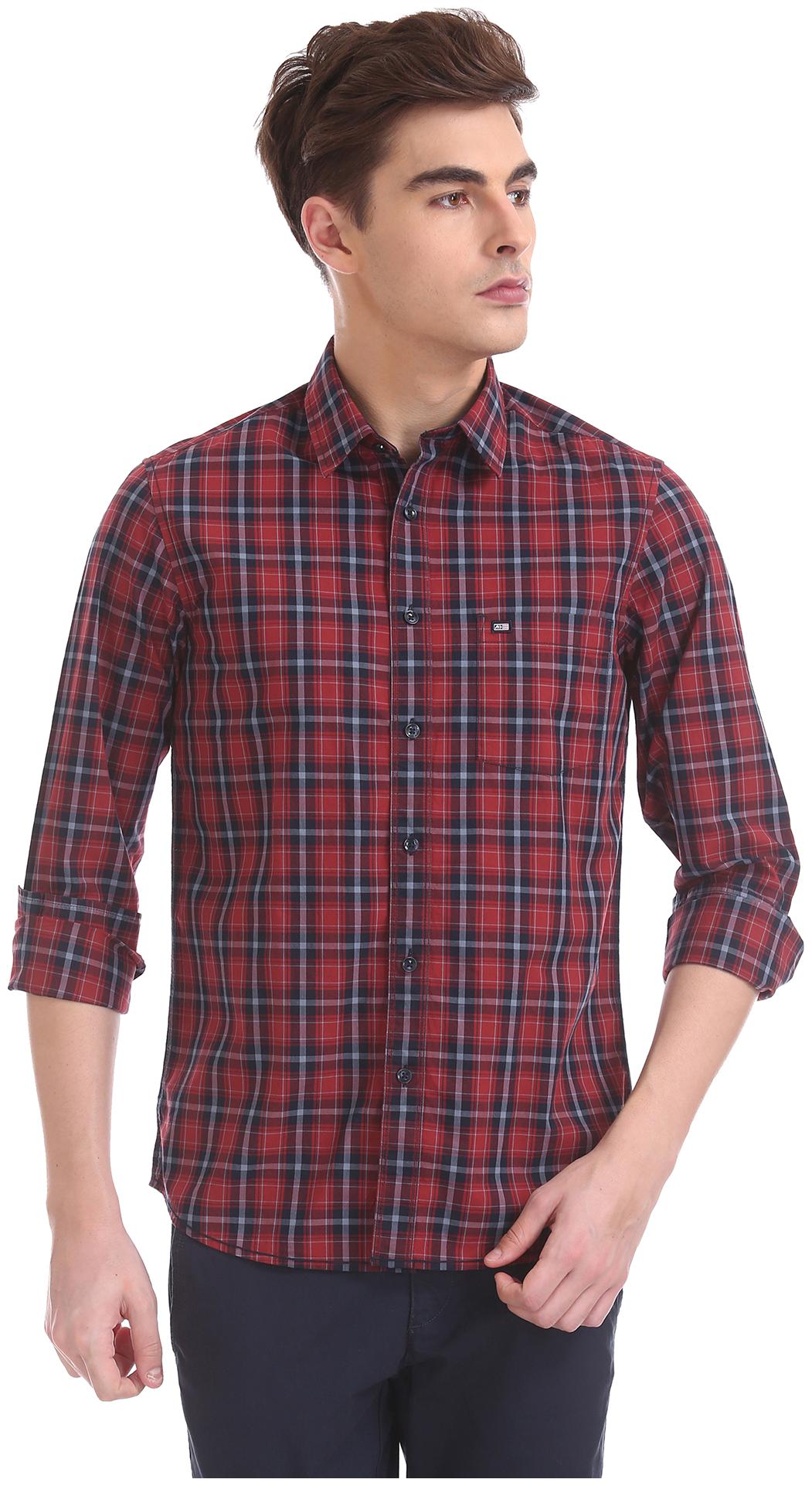 

Arrow Men Red Checked Slim Fit Casual Shirt
