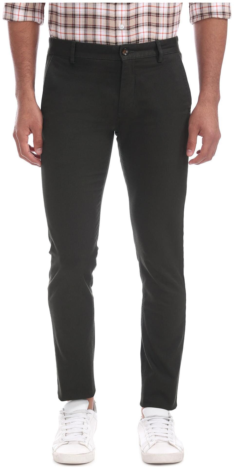 

Arrow Sports Men Brown Solid Slim fit Regular trousers