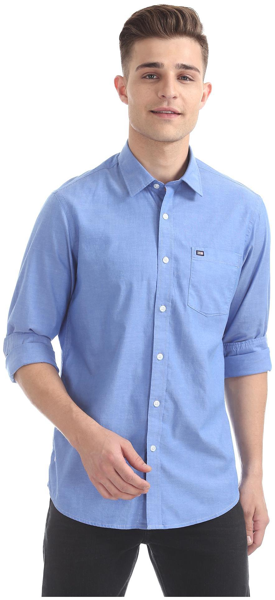 

Arrow Men Blue Solid Slim Fit Casual Shirt