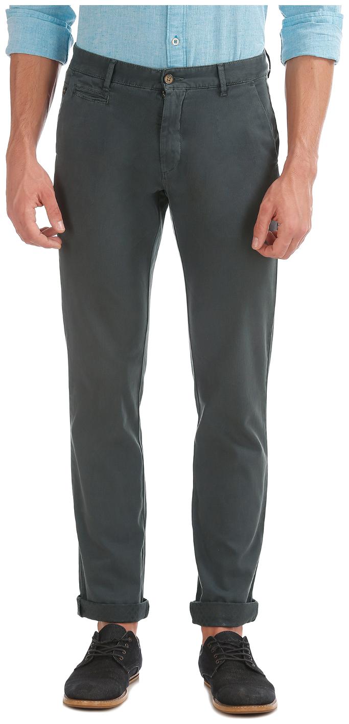 

Arrow Men Grey Textured Slim fit Regular trousers
