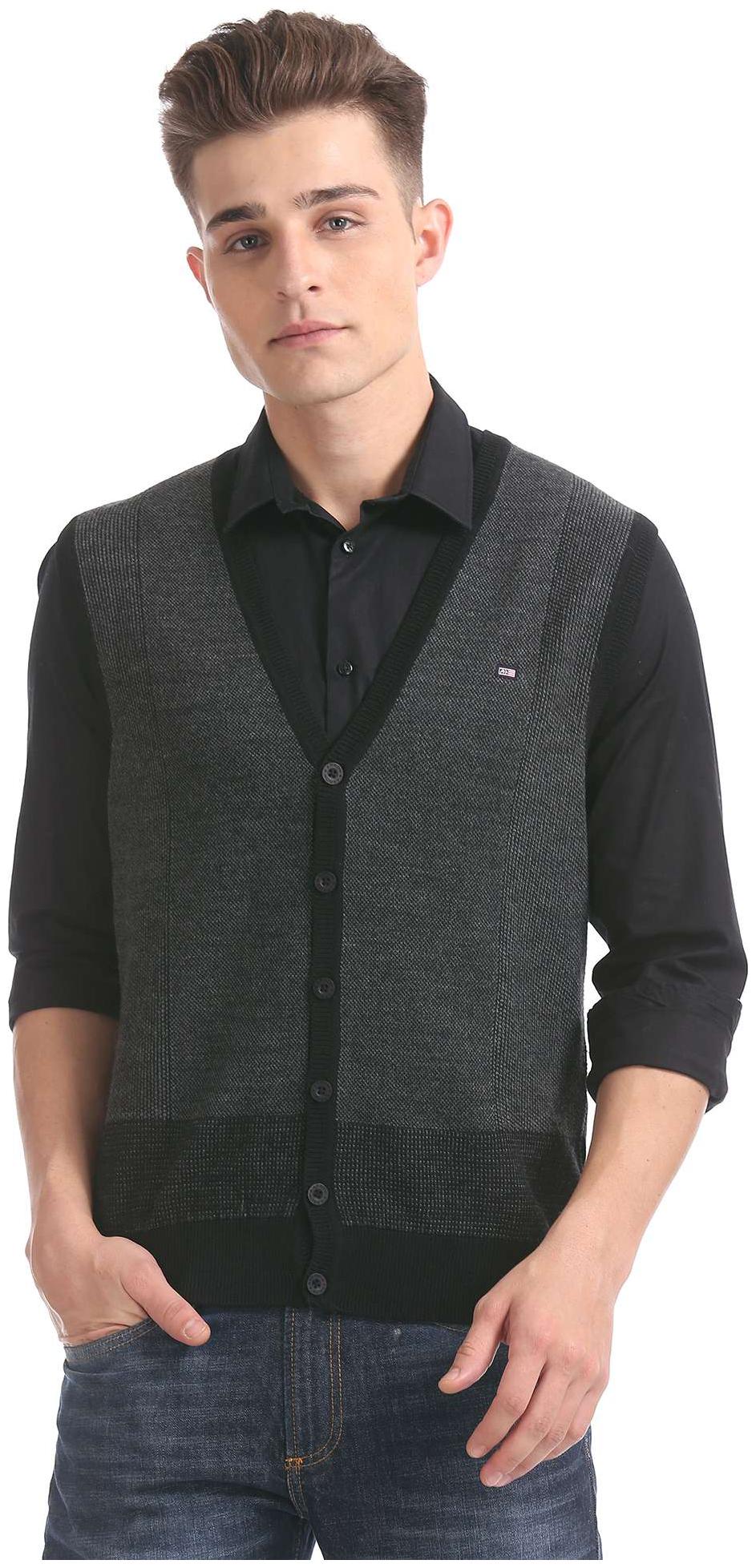 

Arrow Men Black V neck Pullover