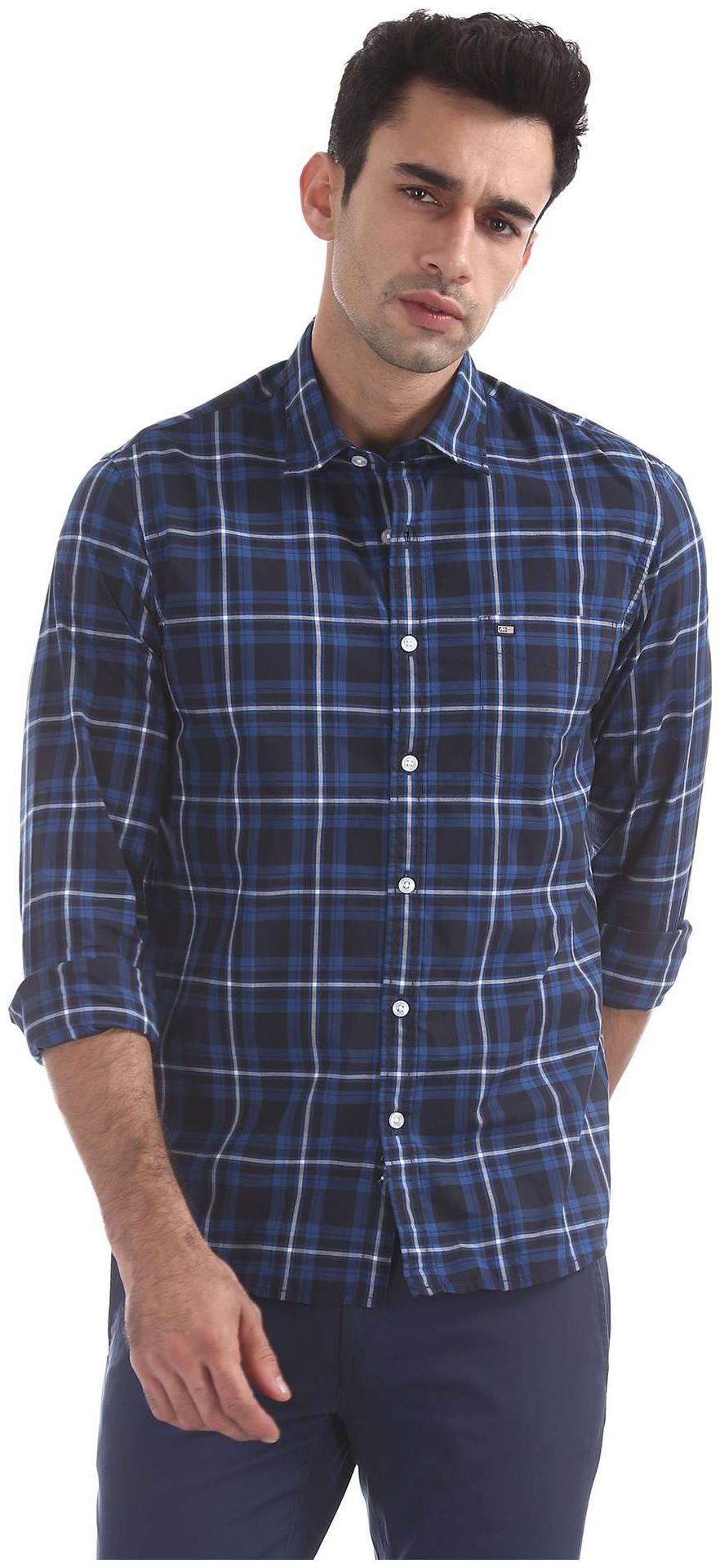 

Arrow Men Blue Checked Regular Fit Casual Shirt