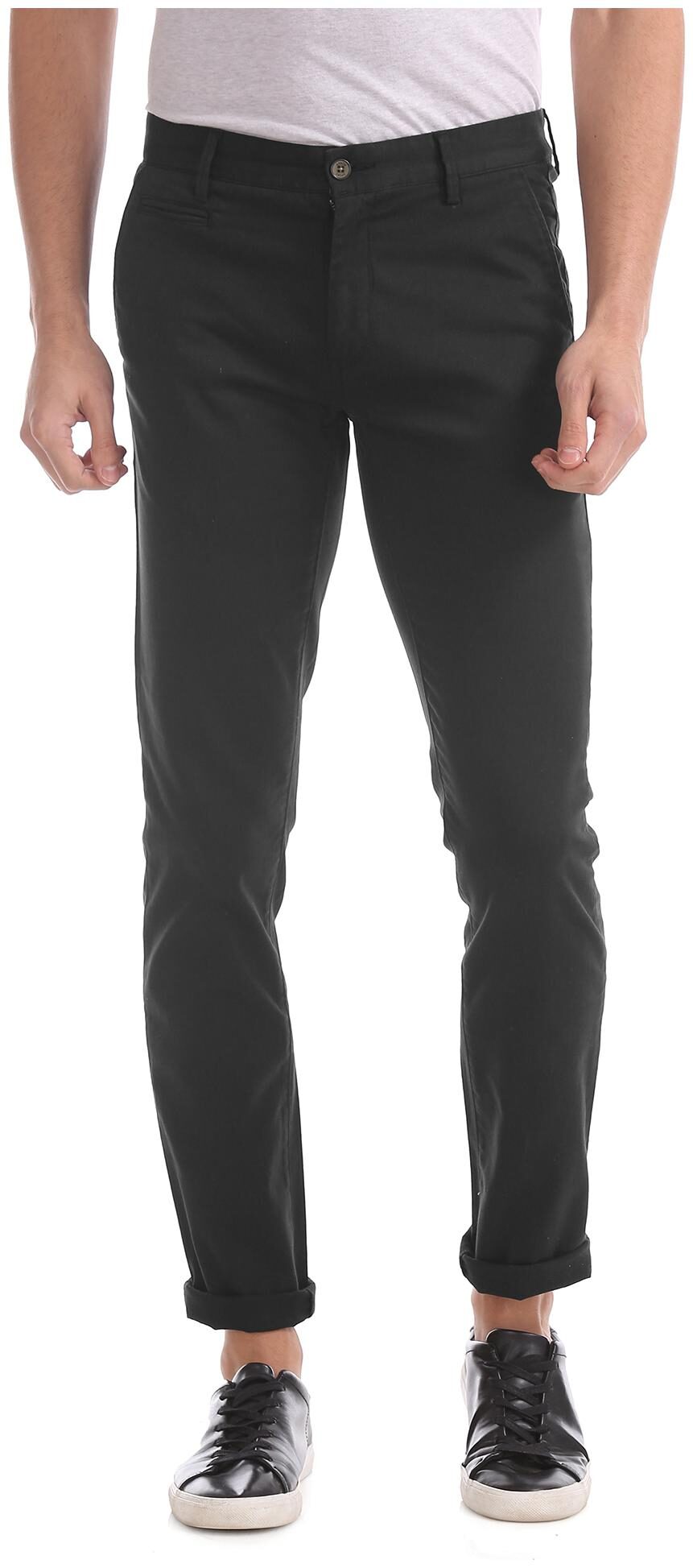 

Arrow Men Black Solid Slim fit Regular trousers