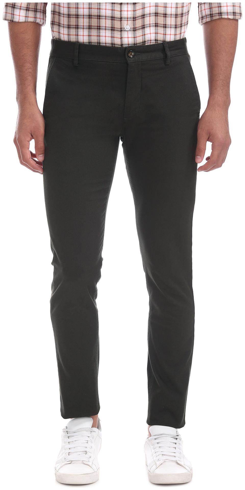 

Arrow Men Green Solid Slim fit Regular trousers