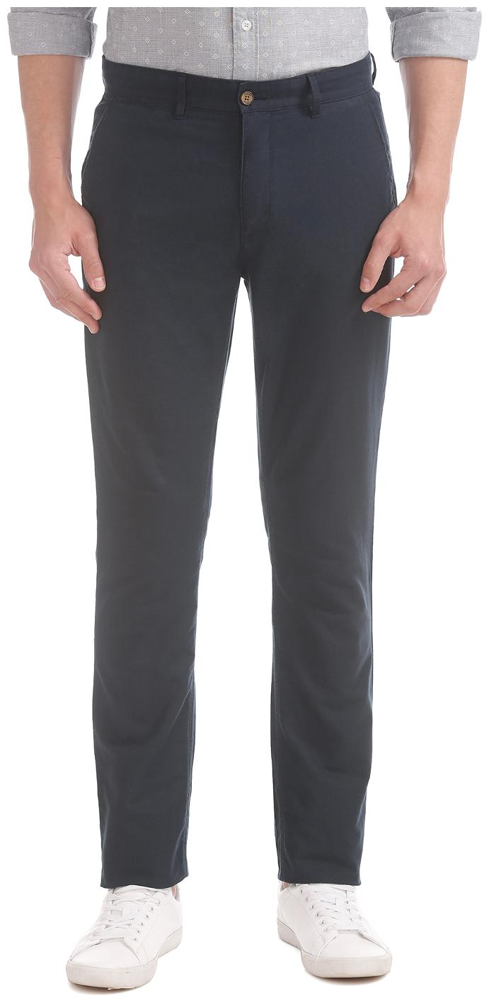 

Arrow Men Blue Solid Slim fit Regular trousers
