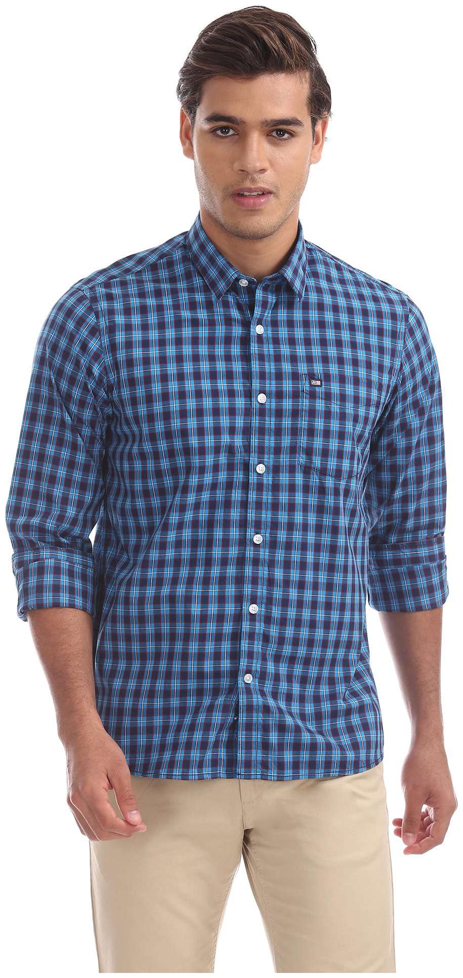 

Arrow Men Blue Checked Slim Fit Casual Shirt