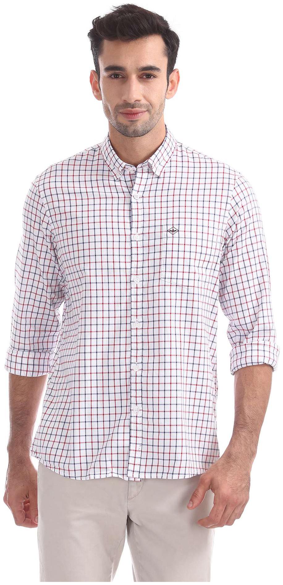 

Arrow Men White Checked Slim Fit Casual Shirt