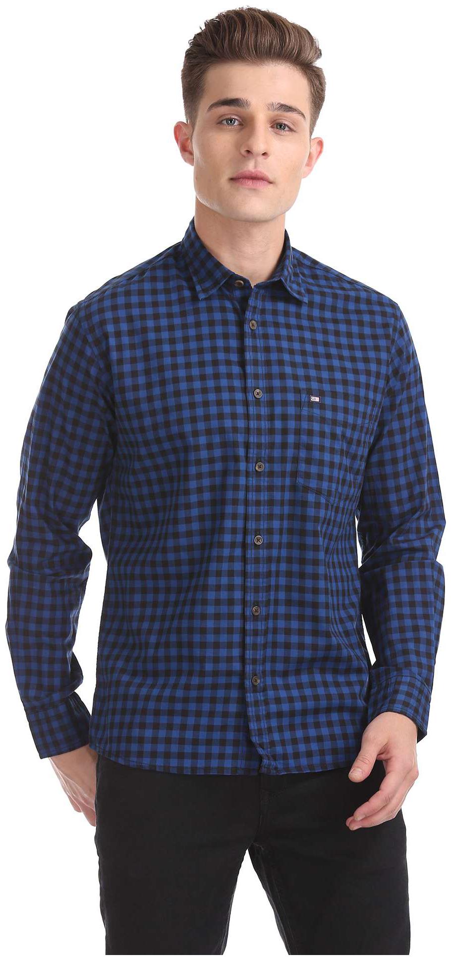 

Arrow Men Blue Checked Regular Fit Casual Shirt