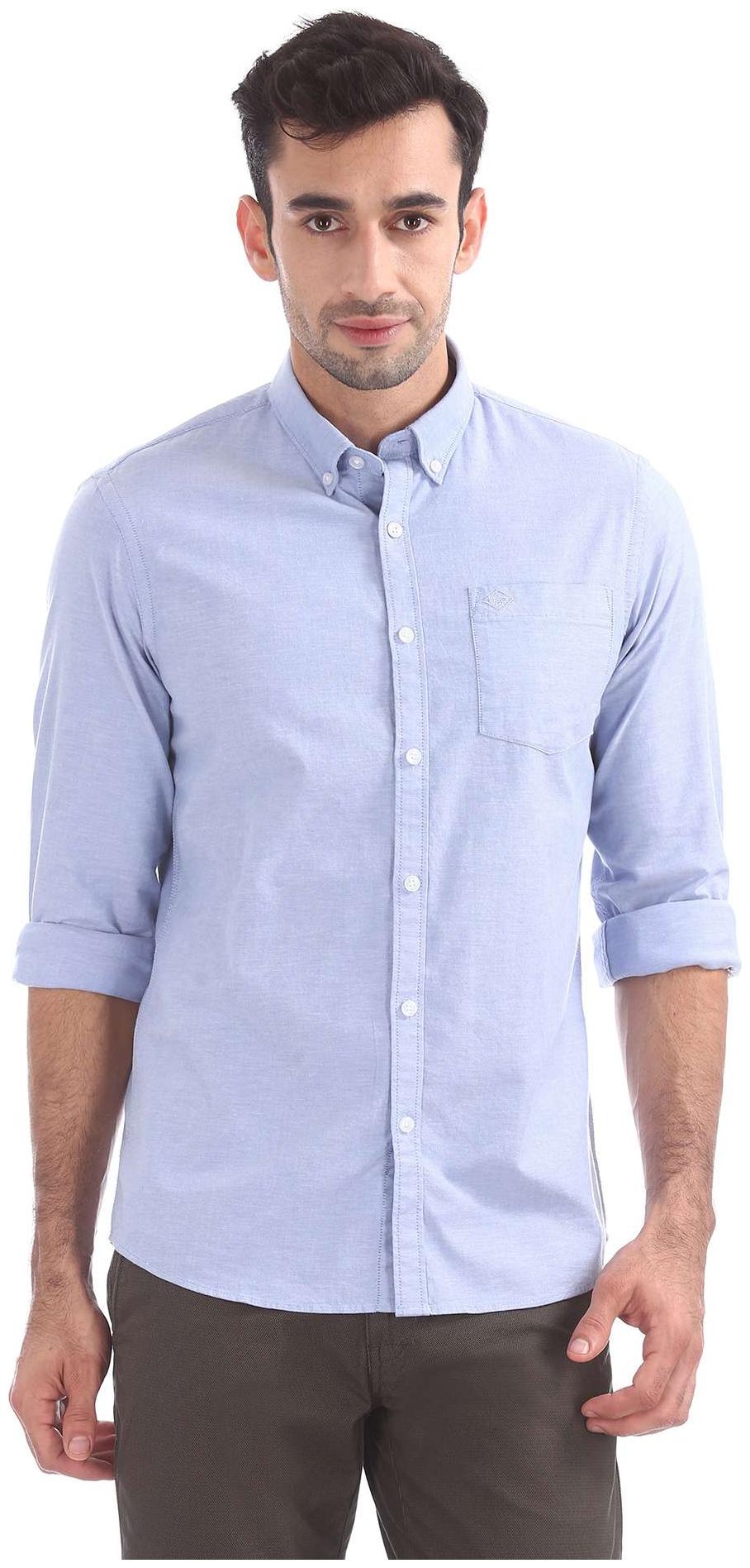 

Arrow Men Blue Solid Slim Fit Casual Shirt