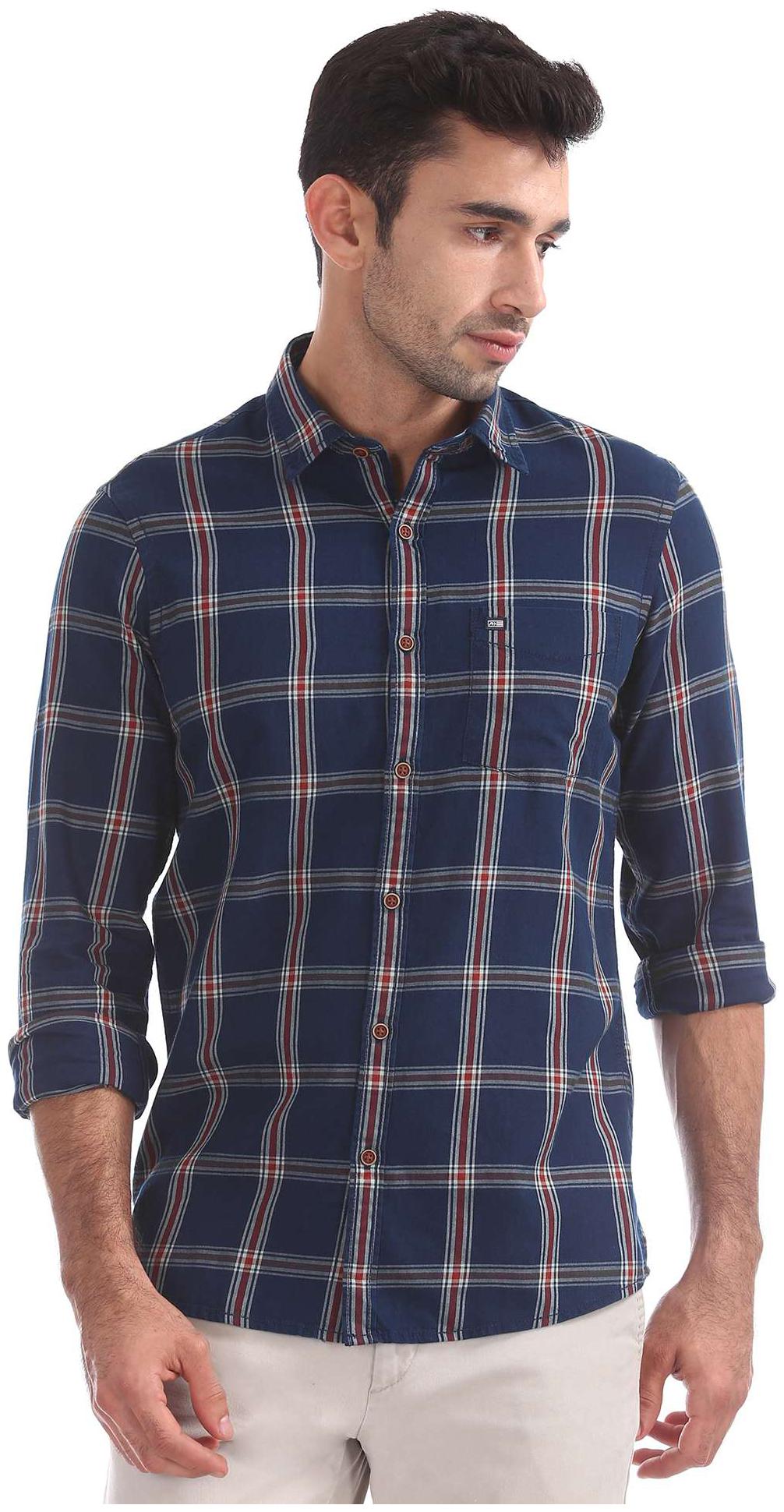 

Arrow Men Blue Checked Slim Fit Casual Shirt