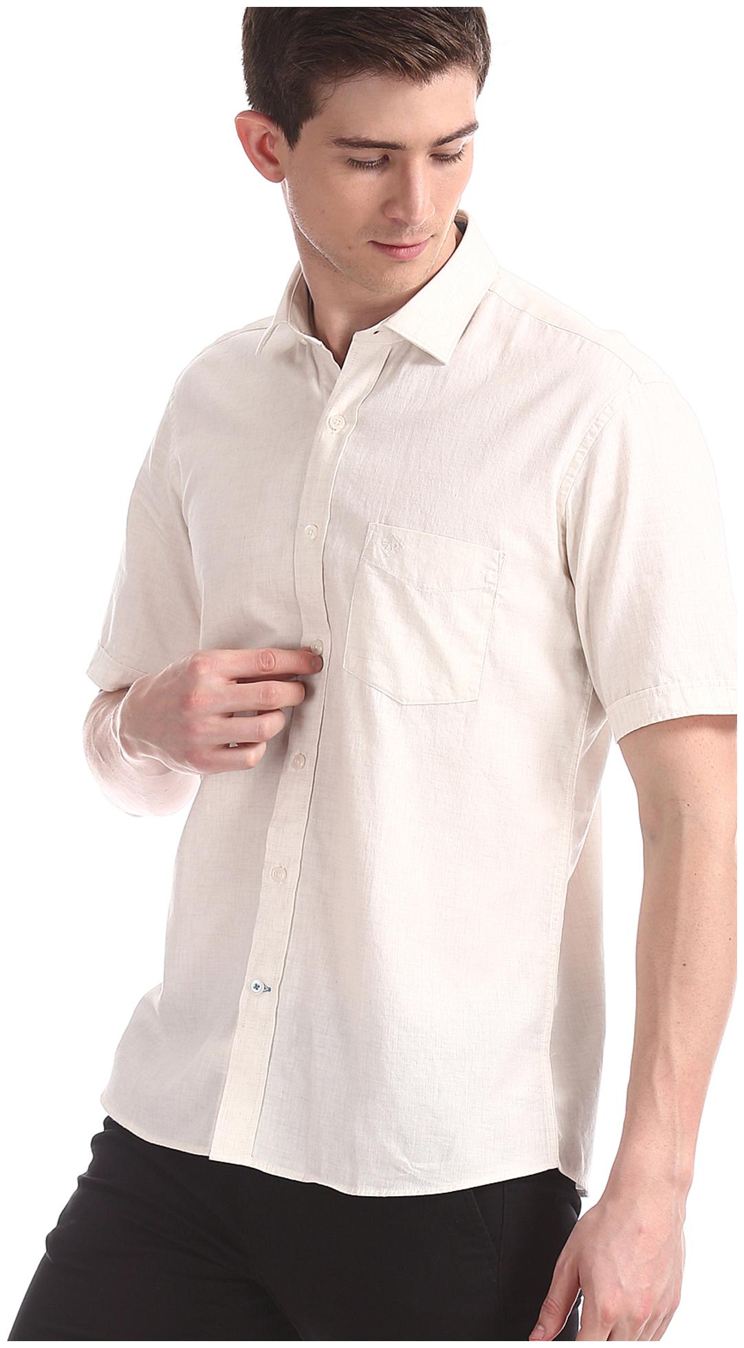 

Arrow Men White Solid Regular Fit Casual Shirt