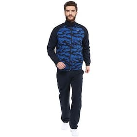 Blank Men's Microfiber Fleece Lined Top & Bottom Set MHS100 Materials of men's tracksuits. Most tracksuits come in similar styles although the color, patterns, and designs may be different. The most important factor to consider when shopping for tracksuits is the type of material. Popular fabrics include cotton fleece, jersey, and pique.