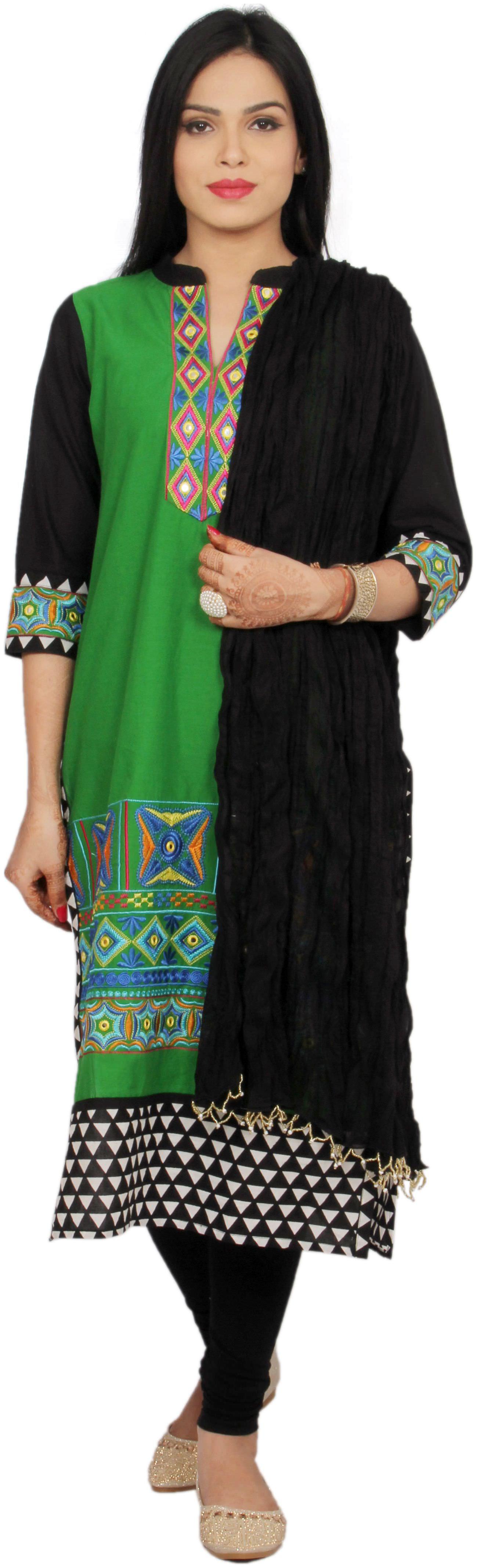 

Avanya Women Cotton Straight Kurta with Legging Dupatta Set