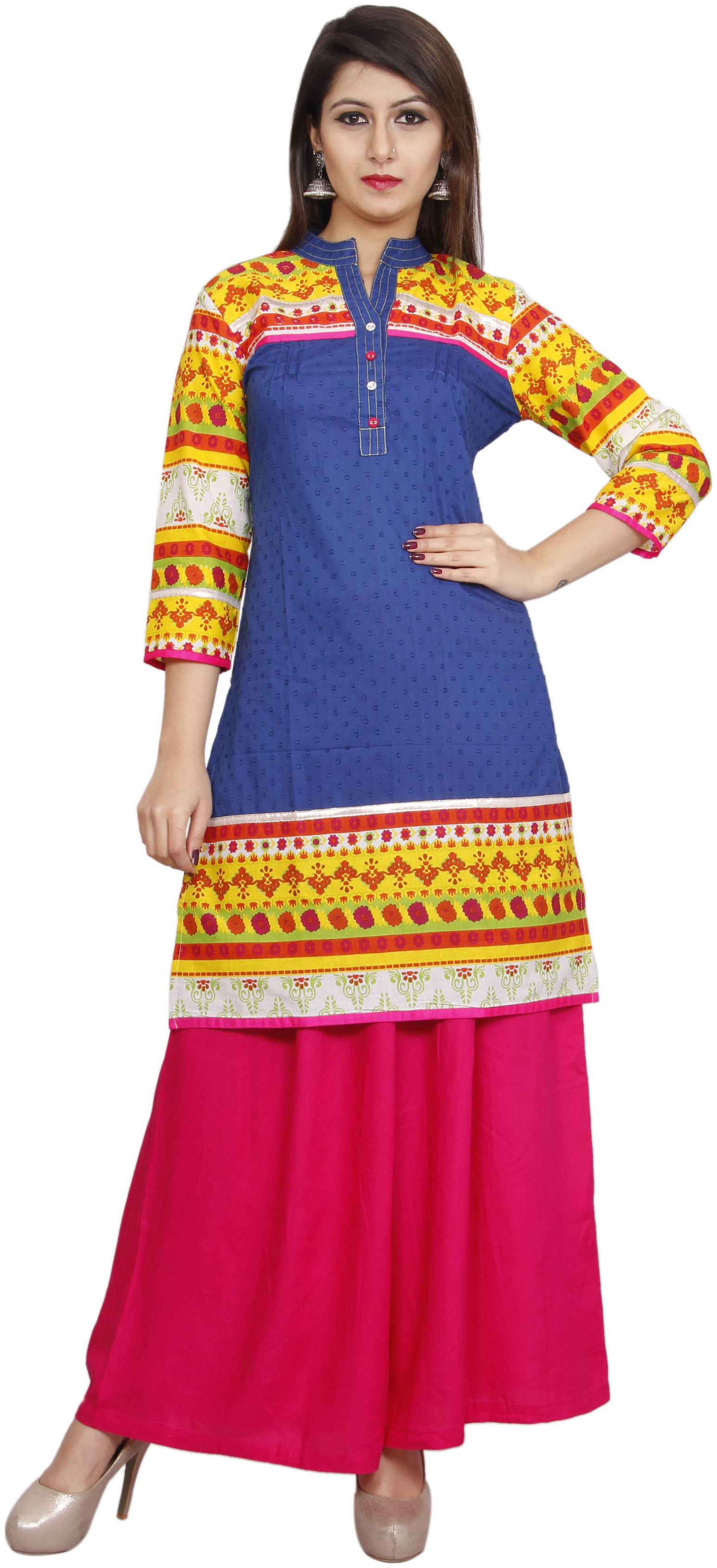 

Avanya Women Blue Printed Straight Kurta