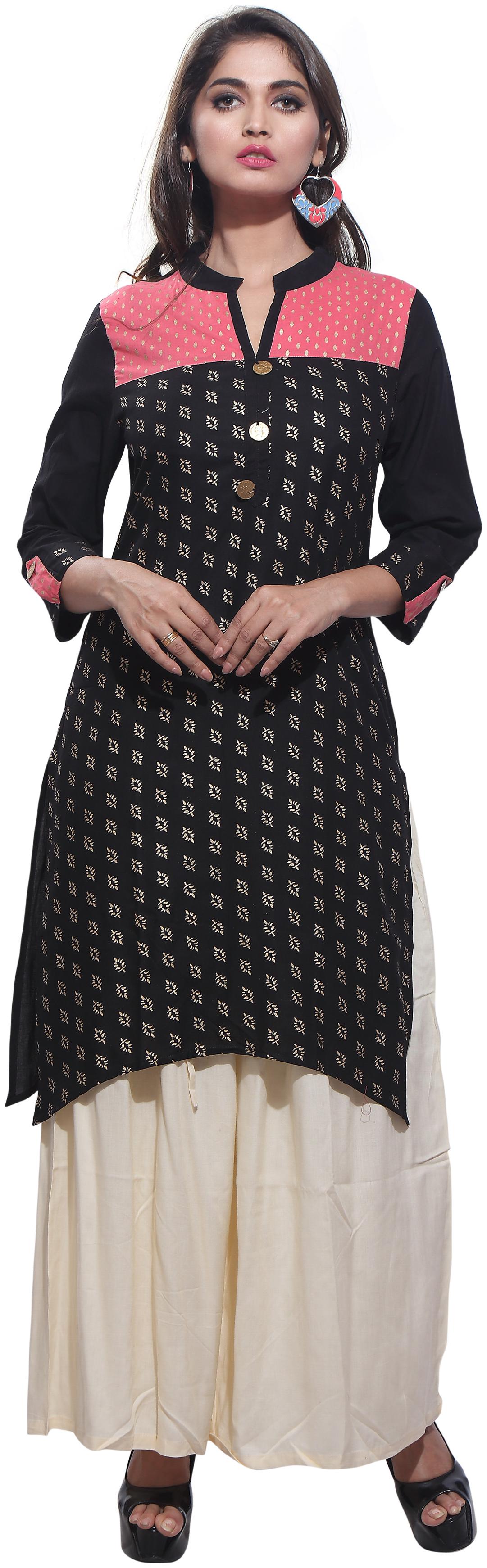 

Avanya Women Black Printed Straight Kurta