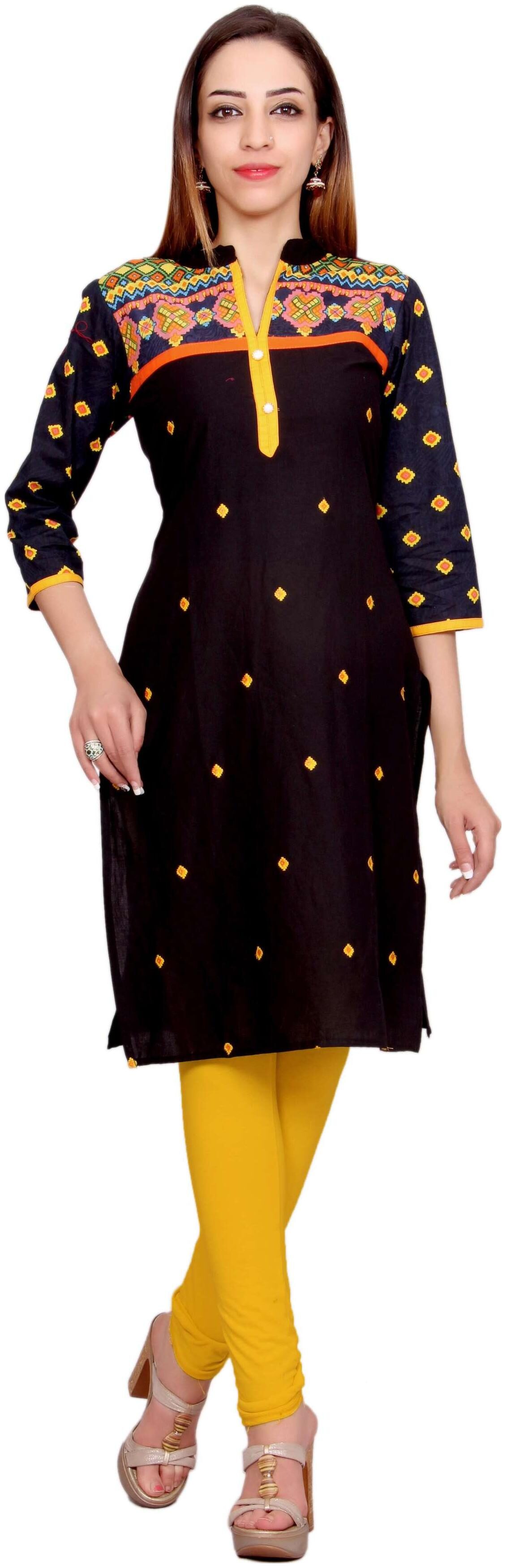 

Avanya Women Black Printed Straight Kurta