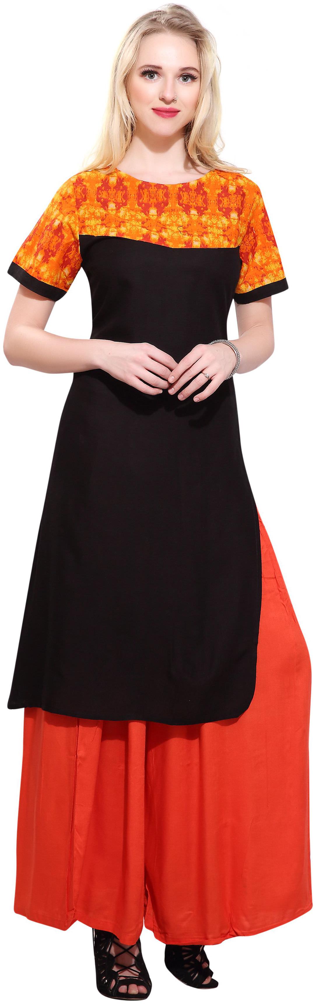 

Avanya Women Black Solid Straight Kurta