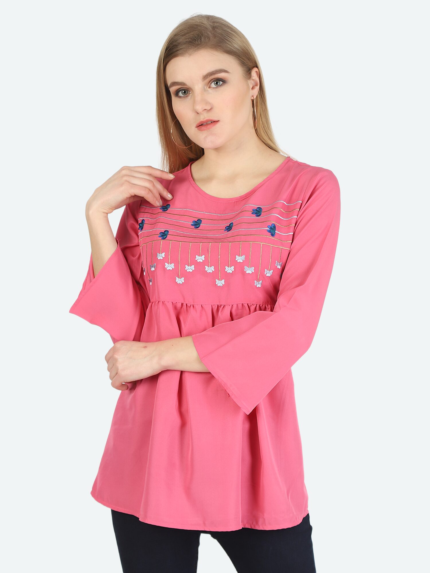 

Avyanna Women Embroidered Regular tunic - Pink