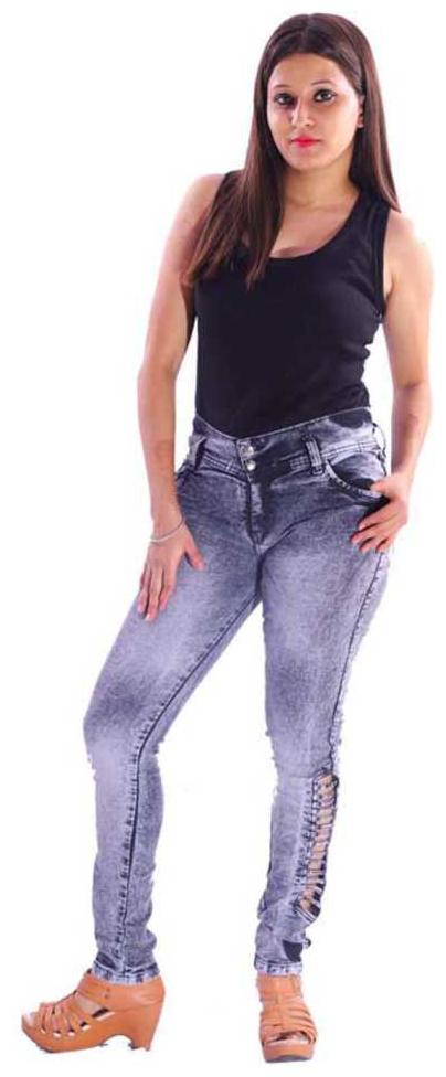 

AZAD DYEING Women Grey Straight fit Jeans