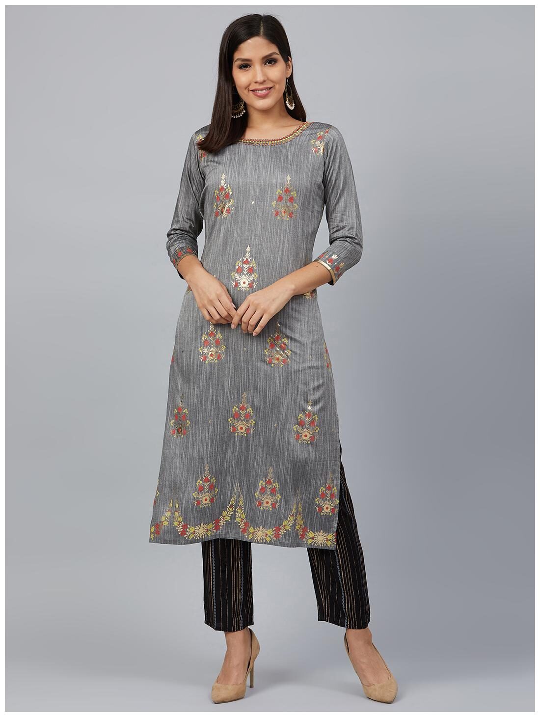 

Bani Women Women Grey Floral Straight Kurta With Pants