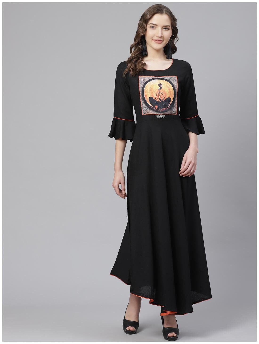 

Bani Women Women Black Printed Straight Kurti