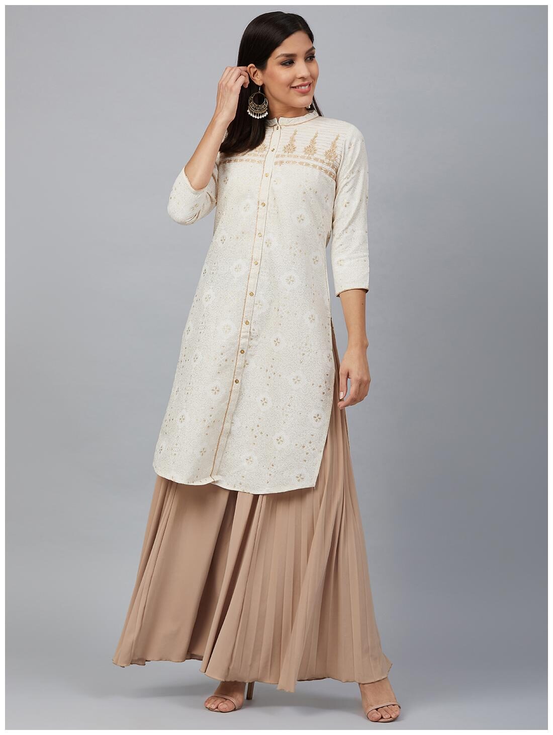 

Bani Women Women Cream Floral Straight Kurti