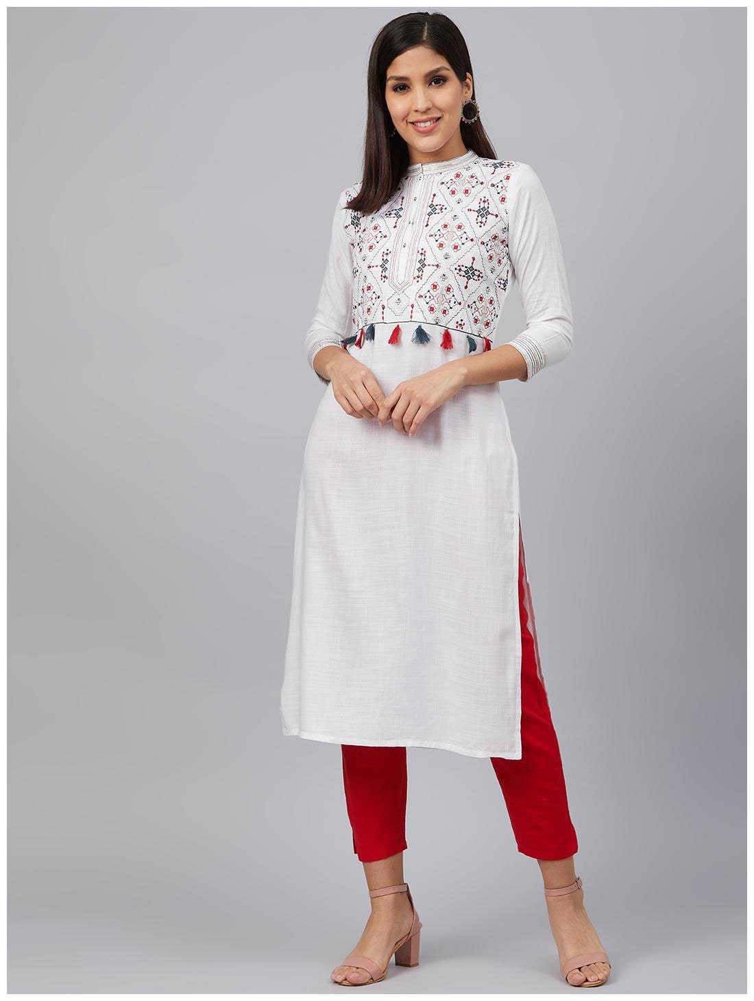 

Bani Women Women White Embroidered Straight Kurti