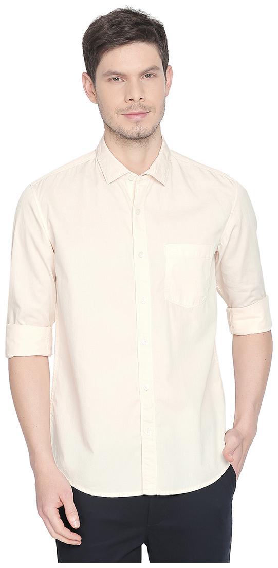 

BASICS Men Beige Solid Slim Fit Casual Shirt