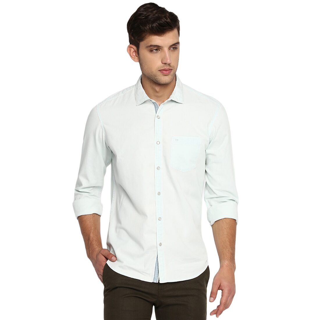 

BASICS Men White Solid Slim Fit Casual Shirt