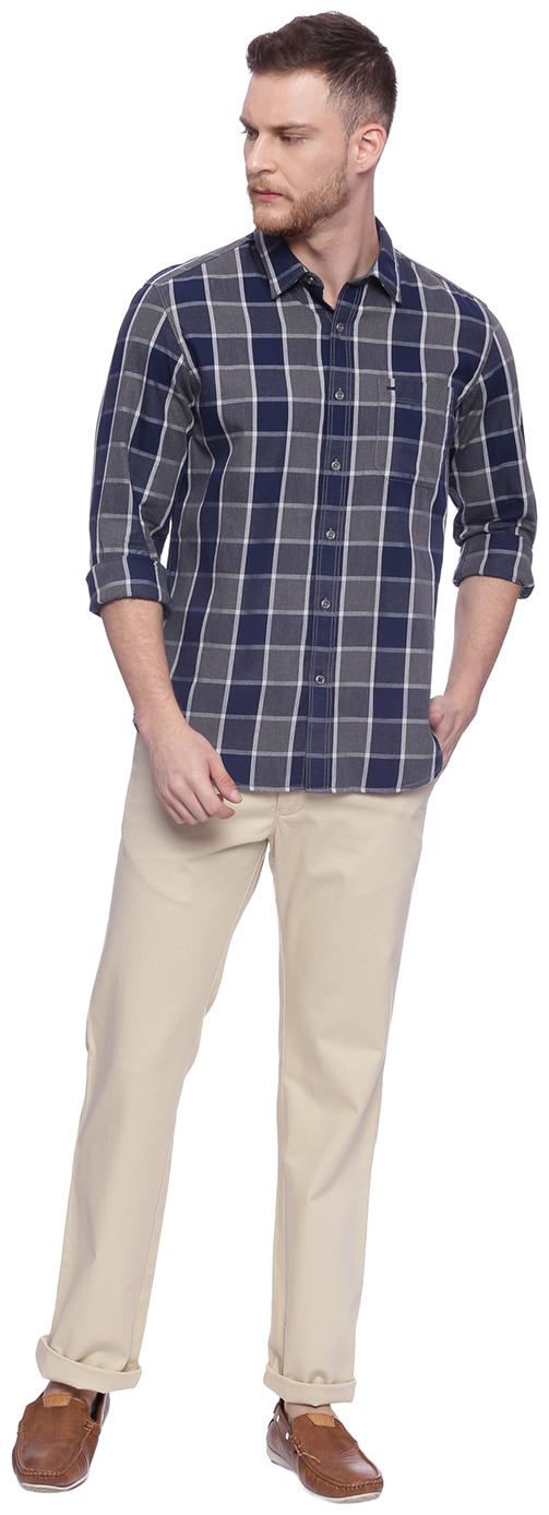 

BASICS Men Beige Solid Slim fit Chinos