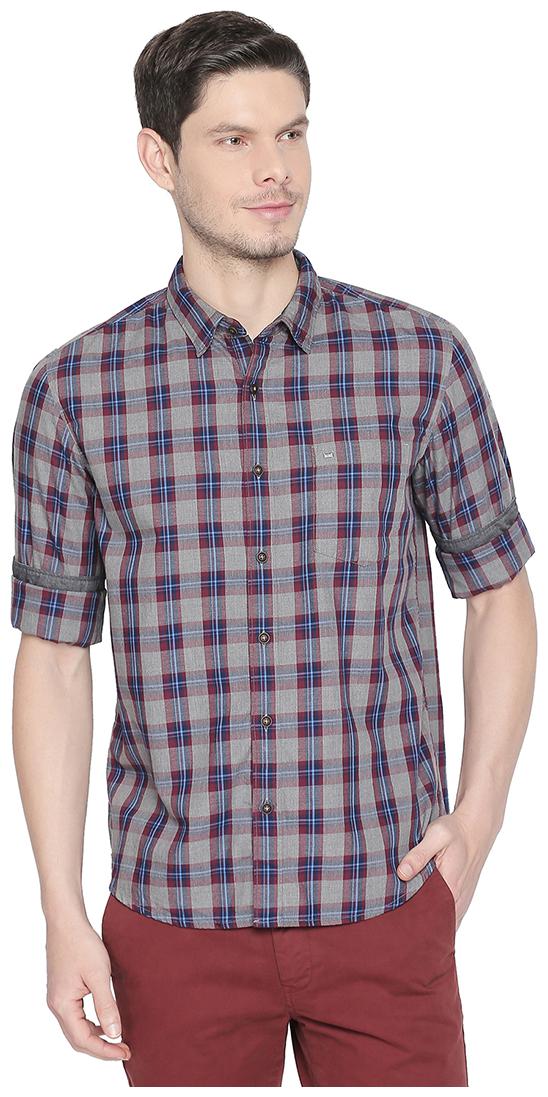 

BASICS Men Red Checked Slim Fit Casual Shirt