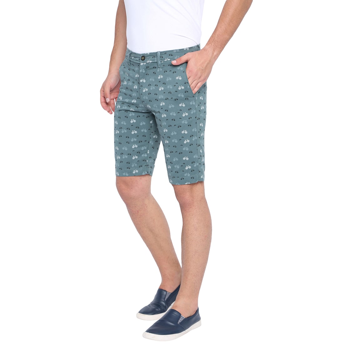 

BASICS Men Green Regular Fit Regular Shorts