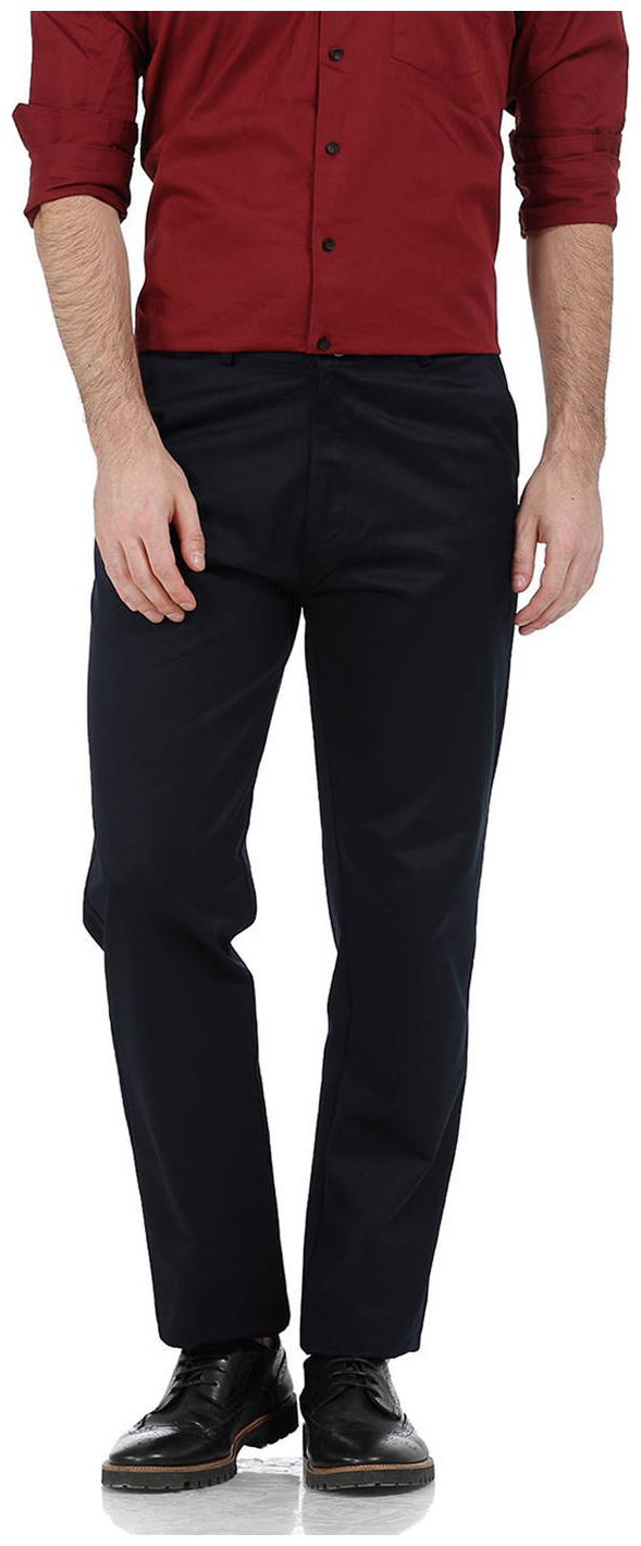 

BASICS Men Blue Solid Regular fit Chinos