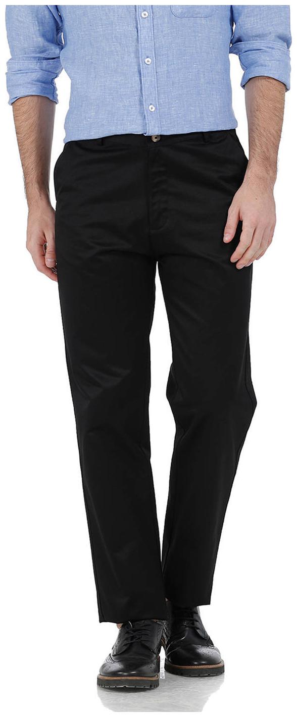 

BASICS Men Black Solid Regular fit Chinos