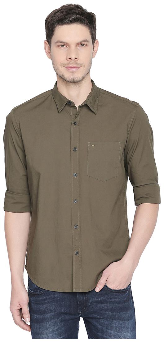 

BASICS Cotton Blend Solid Casual Shirt For Men Color Green