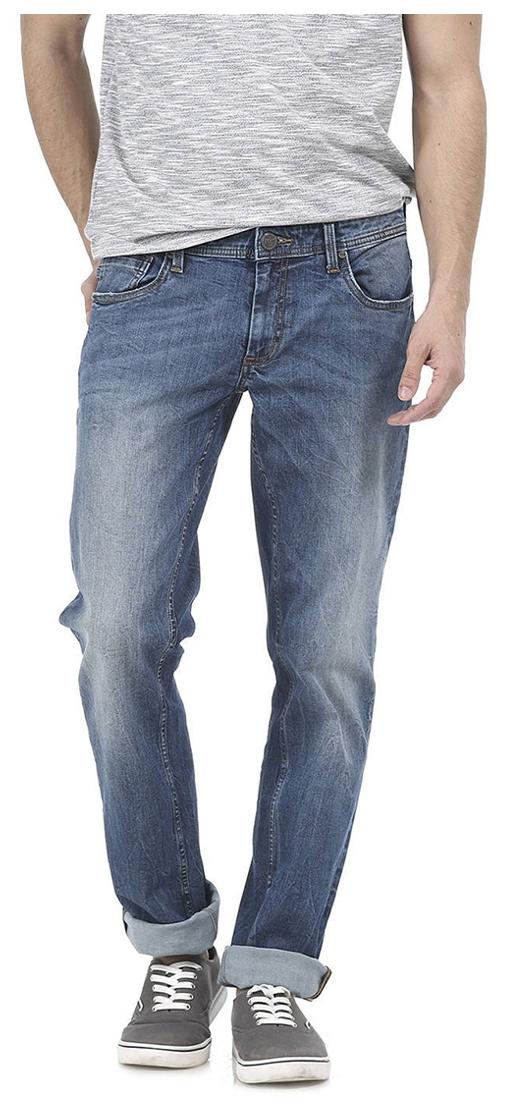 

BASICS Men Blue Straight Fit Jeans