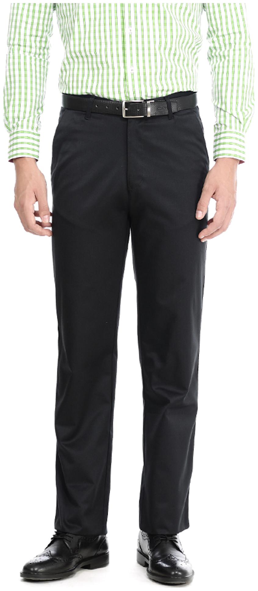 

BASICS Men Green Solid Regular fit Regular trousers