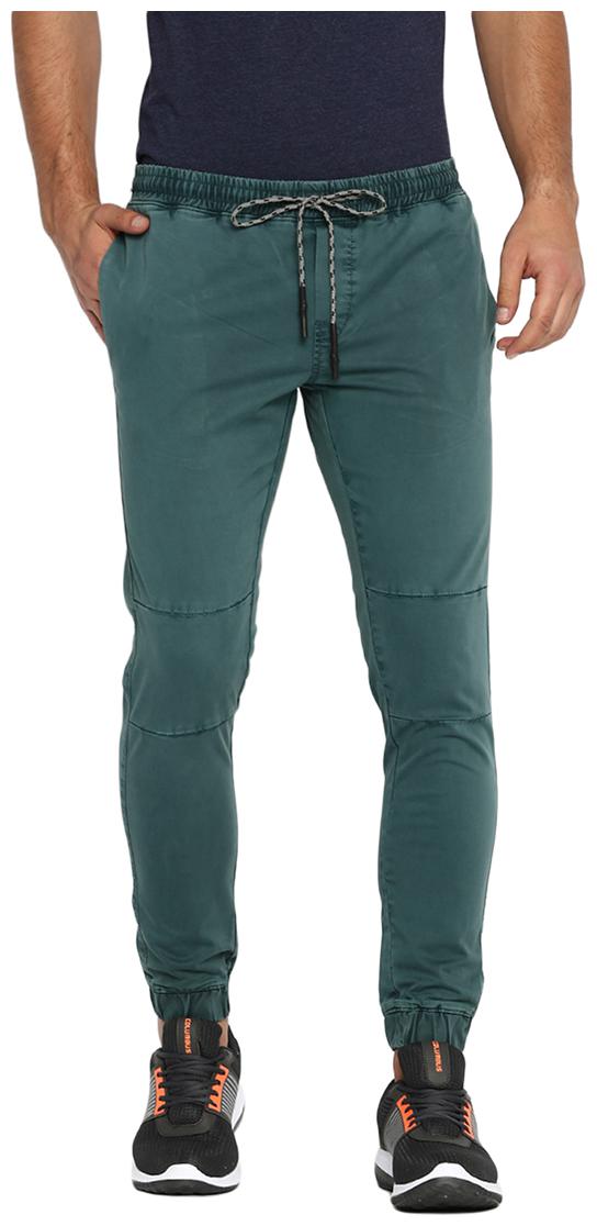 

BASICS Men Green Solid Tapered fit Joggers