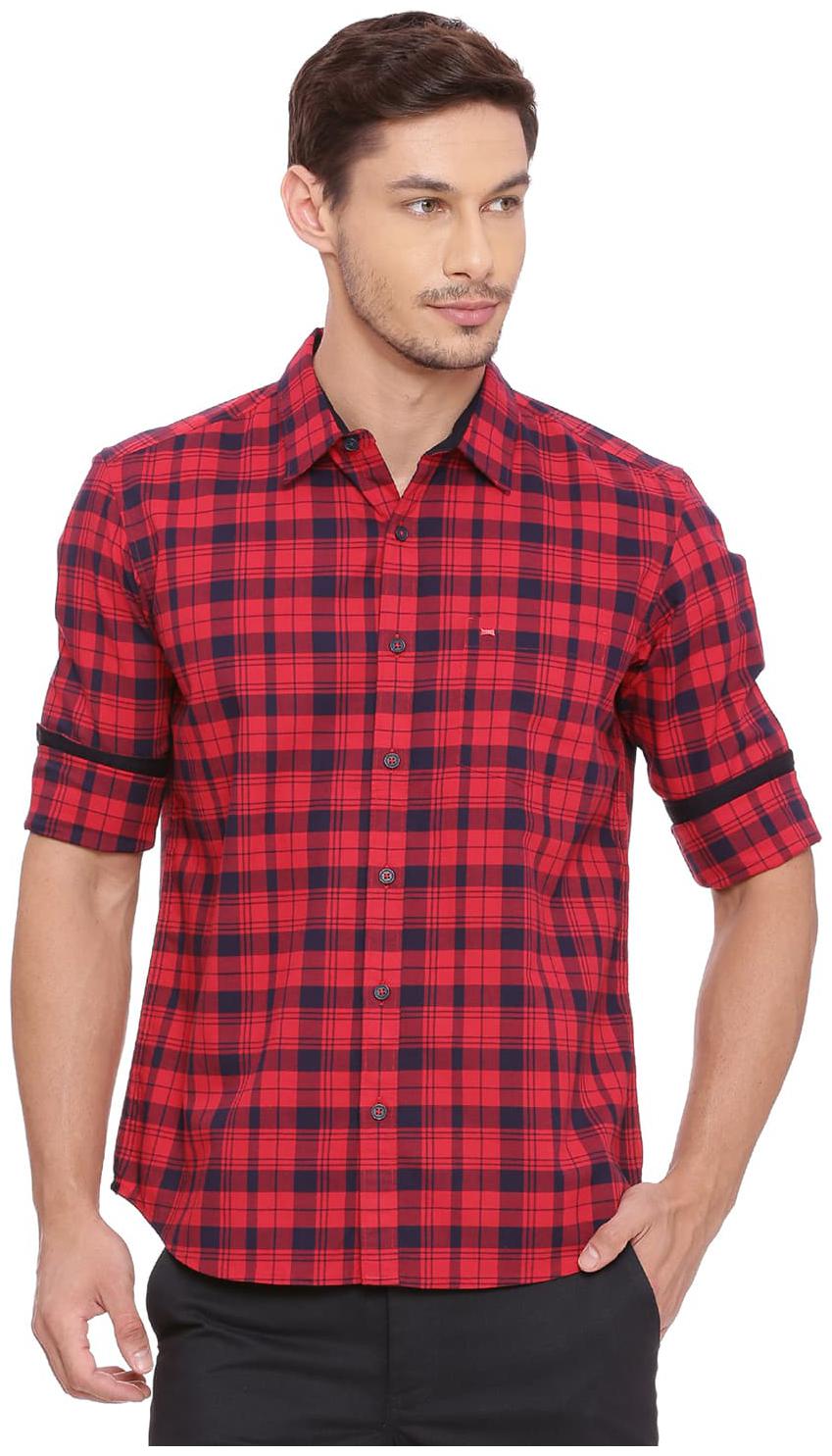 

BASICS Men Red Checked Slim Fit Casual Shirt