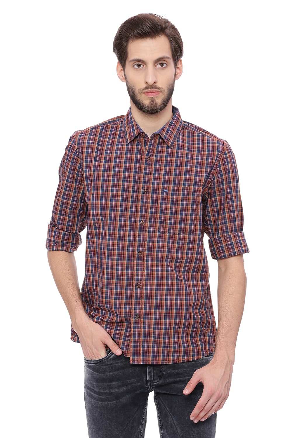 

BASICS Men Red Checked Slim Fit Casual Shirt